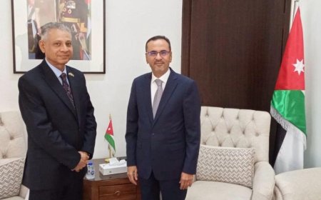 سفير اليمن يبحث مع الخارجية الأردنية مستجدات الأوضاع وتعزيز العلاقات الثنائية