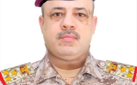 قائد اللواء 39 مدرع يُهنئ وزير الدفاع وقائد المنطقة ومحور أبين العملياتي بذكرى 14 أكتوبر