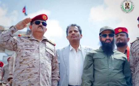 بمشاركة الحزام الأمني.. قوات الدعم والإسناد تنفذ عرضاً عسكرياً مهيباً بمناسبة الذكرى 62 لثورة 14 أكتوبر بمحافظة أبين