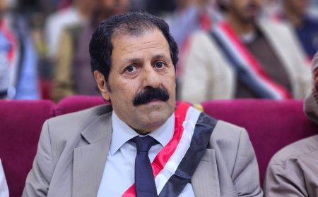 مجلس شباب الثورة بمأرب يحيي الذكرى الـ62 لثورة الـ 14من أكتوبر ويؤكد الرفض للوصايةوالمشاريع الصغيرة.  