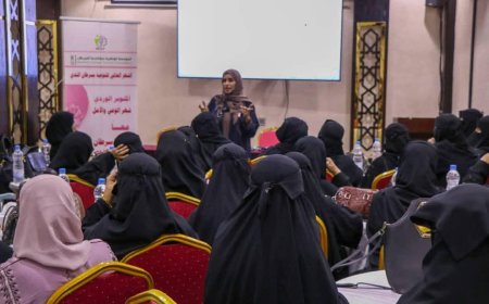 المؤسسة الوطنية لمكافحة السرطان بعدن تنظم جلسة "فضفضة شاي للناجيات والمصابات من السرطان " ضمن فعاليات أكتوبر الوردي