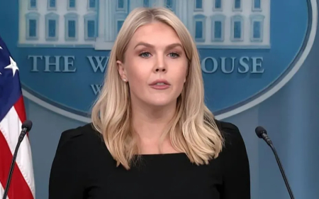 (أمك من فعلت)!!. قبيل قمة ترامب وبوتين متحدثة البيت الأبيض تشعل معركة إعلامية