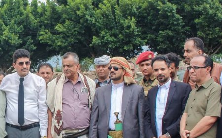 وفد من وزارة الشباب والرياضة يزور أندية مديريتي الشمايتين والمعافر