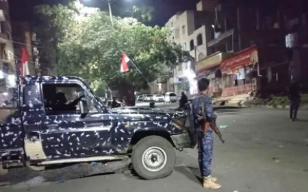 مواجهات عنيفة في تعز.. قتلى وجرحى بالاشتباكات ونساء يستهدفهن القنّاصة