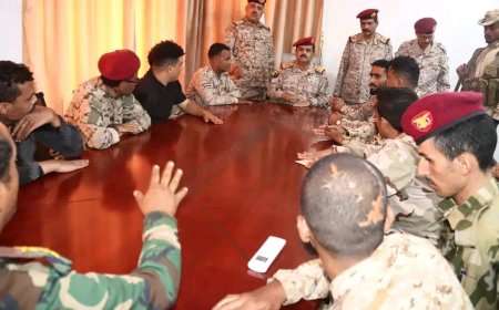 الفريق الركن الداعري يؤكد ان ملف الجرحى وإنهاء معاناتهم من أولويات قيادة وزارة الدفاع