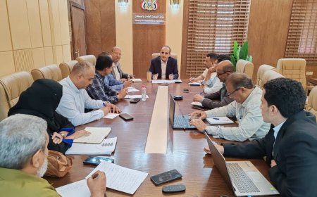 وزير الصحة يؤكد أهمية الإسراع في إنجاز استراتيجية الرعاية الصحية المجتمعية