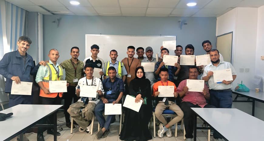 مطار عدن الدولي يواصل تنفيذ البرنامج التدريبي الخاص بالتوعية الأمنية لموظفيه