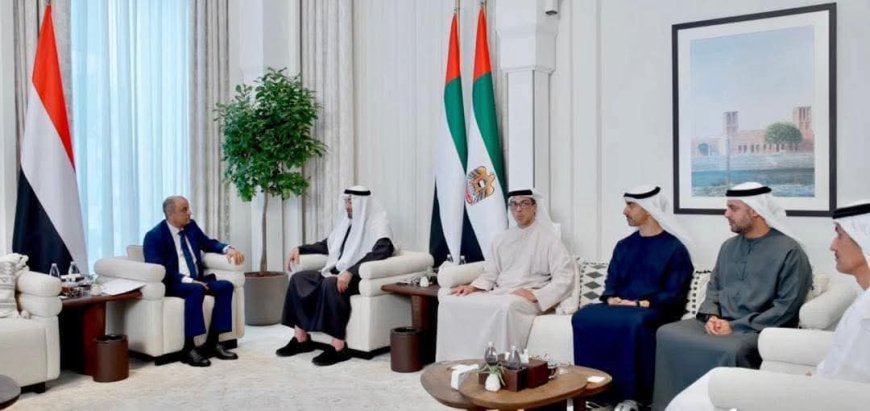 الرئيس الاماراتي يستقبل في قصر الشاطئ رئيس مجلس الوزراء بن بريك