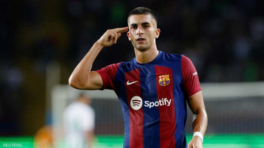قلق في برشلونة بعد استبعاد توريس ... تفاصيل