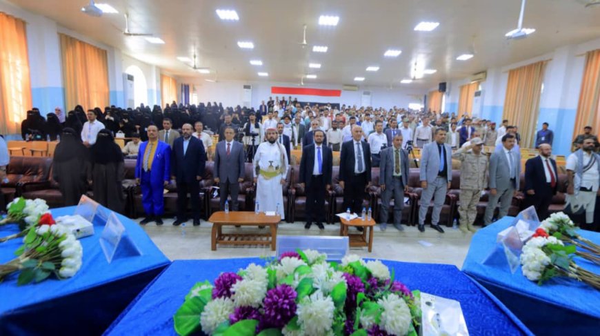 جامعة إقليم سبأ تحيي ذكرى ثورة 14 أكتوبر بندوة وطنية حول مسارات الثورة اليمنية وتحدياتها