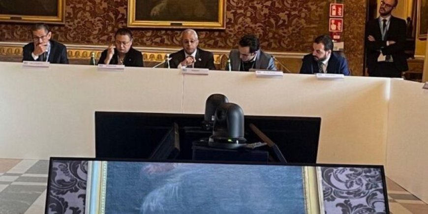 نائب وزير الخارجية مصطفى نعمان... يدعو إلى دعم الحكومة اليمنية لحماية الملاحة في البحر الأحمر