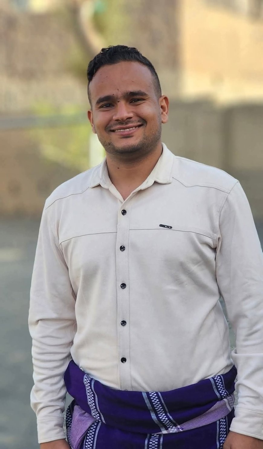 إدارة أمن المسراخ بمحافظة تعز ترفض اوامر عليا بالإفراج عن الصحفي أسامة كربش