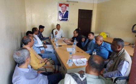 السلطة المحلية بمقبنة تدين جريمة الحوثيين في قرية حاضية وتطالب بحماية المدنيين ومحاسبة الجناة