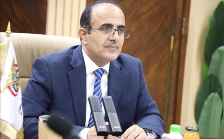 وزير الصحة يحذر من انهيار القطاع الصحي في حال تقليص الدعم الدولي