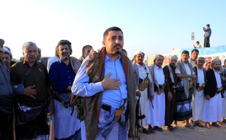 الغيضة: وكيل محافظة ذمار ومشائخ قبائل مراد وخولان يزورون المهرة لمتابعة قضية مقتل الطفل الجرادي