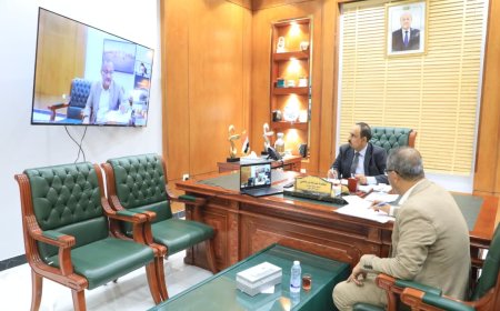 محافظ حضرموت الأستاذ مبخوت بن ماضي يبحث مع برنامج الأغذية العالمي خطط تدخلات العام القادم