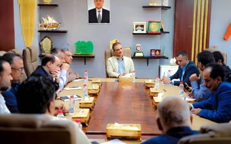 وزير الدولة محافظ عدن يوجه بتكثيف الحملات الميدانية لضبط المخالفين ومراقبة الأسعار