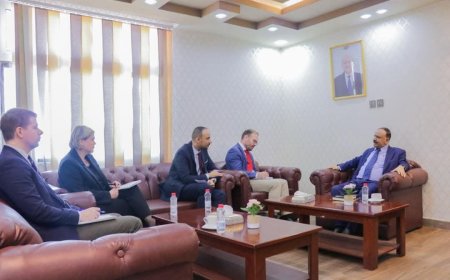 وزير النقل يبحث مع المستشار الاقتصادي للمبعوث الأممي الأوضاع الاقتصادية وحركة الملاحة