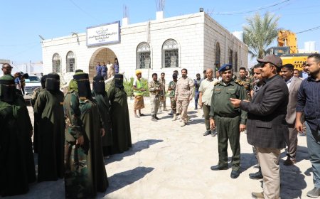 محافظ حضرموت الأستاذ مبخوت بن ماضي يضع حجر الأساس لمركز الشرطة النسائي النموذجي بمدينة المكلا لتعزيز الأمن الاجتماعي