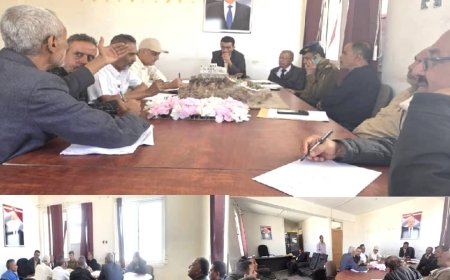 خلال ترؤسه اجتماع..«المشمر»: لا تهاون مع التحصيلات غير القانونية ومخالفات البناء