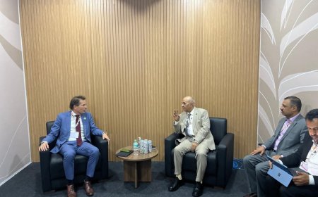 وزير المياه والبيئة يبحث مع نائب وزير التعاون الدولي بالخارجية الهولندي تعزيز التعاون في مجالات المياه والمناخ