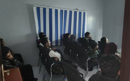 تعز.سينما الأربعاء: بيت الصحافة وأرنيادا تواصلان عروض أفلام ريادة الأعمال.