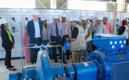 وفد البنك الدولي يطلع على سير العمل في مشروع محطة ضخ المياه بمنطقة البرزخ