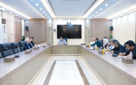 الوزير السقطري يبحث مع الوفد الهولندي تعزيز التعاون في المجالات الزراعية والمائية والسمكية