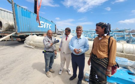 وصول أولى تجهيزات حديقة عدن الكبرى في خورمكسر