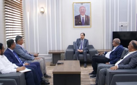 البكري يلتقي رئيس نادي الشعلة ويؤكد على دعم خطط النادي وتطوير أنشطته