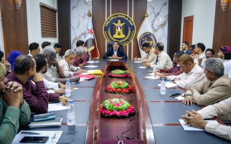 انتقالي العاصمة عدن يناقش الترتيبات والتحضيرات للاحتفاء بذكرى الاستقلال الوطني 30 نوفمبر