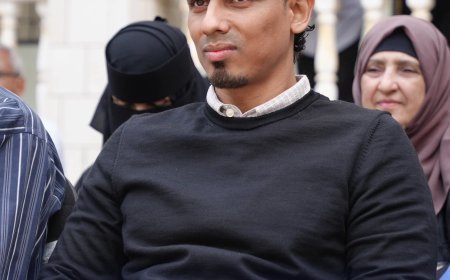 بحضور السقاف.. مدرسة حاتم بالشيخ عثمان تحتفي بالذكرى الـ 58 لعيد الاستقلال المجيد 30 نوفمبر