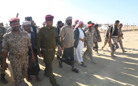 القائد الأعلى لقوات حماية حضرموت يتفقد الوحدات العسكرية وكتيبة المهام وعددًا من النقاط المنتشرة