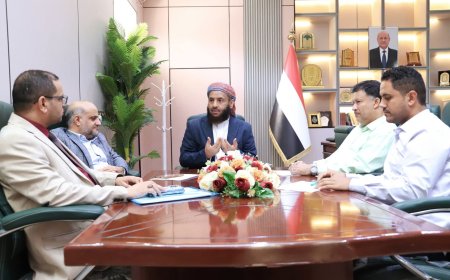 وزير الأوقاف والإرشاد يترأس اجتماع لجنة المناقصات والمزايدات ويشدد على منهجية الشفافية