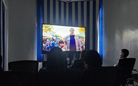 تعز..سينما الأربعاء تختتم أفلام ريادة الأعمال بالسيرة الإشكالية لصاحب شركة آبل