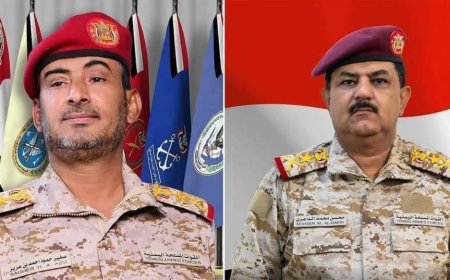 وزير الدفاع ورئيس هيئة الاركان يرفعان برقية تهنئة لفخامة الرئيس في ذكرى الاستقلال الوطني