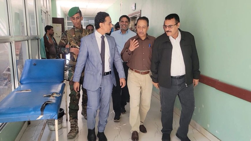 السقاف يزور مديرية المنصورة ويطّلع على المشاريع الخدمية والتنموية..   