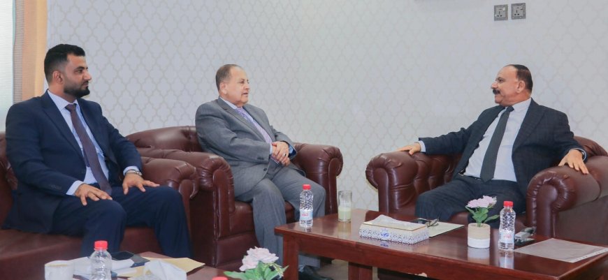 وزير النقل يستقبل رئيس هيئة الشؤون الخارجية والمغتربين في المجلس الانتقالي الجنوبي ونائبه 