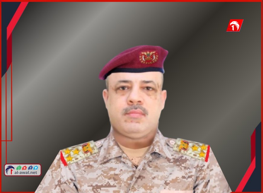 قائد اللواء 39 مدرع يعزي رئيس  عمليات اللواء الرابع حماية رئاسية بوفاة والدته