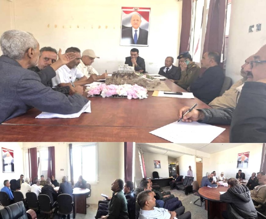 خلال ترؤسه اجتماع..«المشمر»: لا تهاون مع التحصيلات غير القانونية ومخالفات البناء