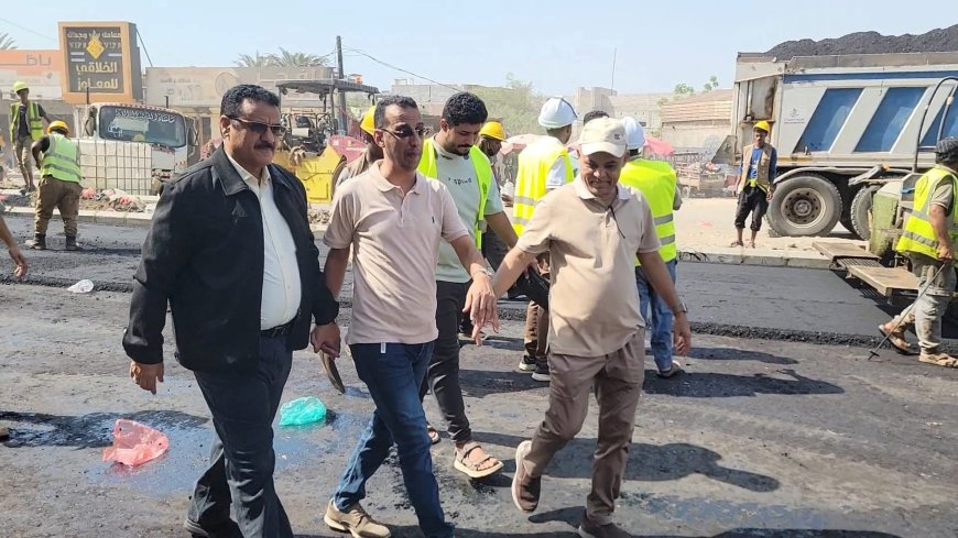 مدير عام المنصورة يتفقد الأعمال النهائية بمشروع إعادة تأهيل شارع الخمسين..