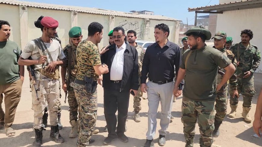 "الداؤودي" و"الحسيني" يتفقدان مستوى الأداء والإنضباط بالقطاع الثالث حزام أمني بمديرية المنصورة