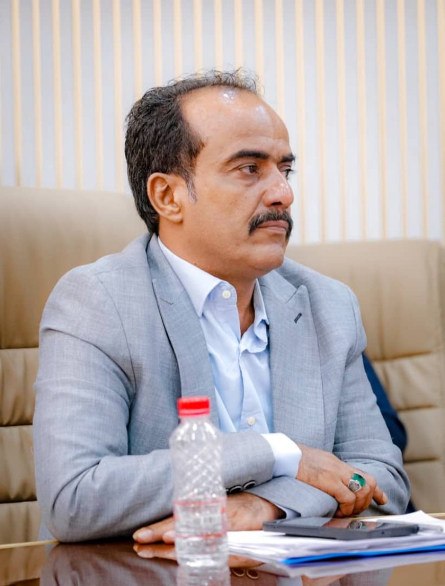 مدير عام خورمكسر "الزهري" يعلن مكافأة بمليوني ريال للاعبي الجلاء عقب تأهلهم لنهائي كأس العاصمة عدن