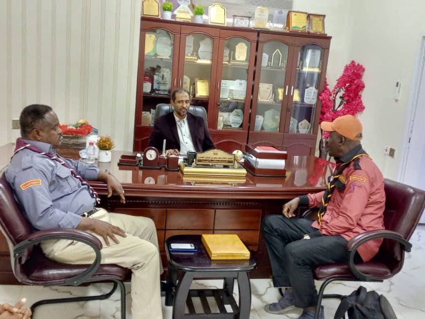 وكيل أول المهرة يلتقي قيادة الكشافة والمرشدات ويؤكد دعم السلطة المحلية لبرامجهم الشبابية