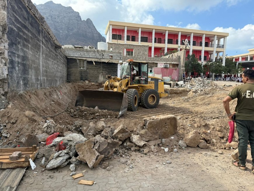 تدشين العمل بإنشاء مبنى متكامل لمحو الأمية وتعليم الكبار في المعلا 