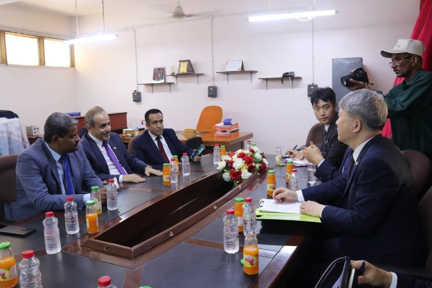 الوصابي والسفير الكوري يبحثان سبل تعزيز التعليم الفني ودعم التخصصات المستقبلية.