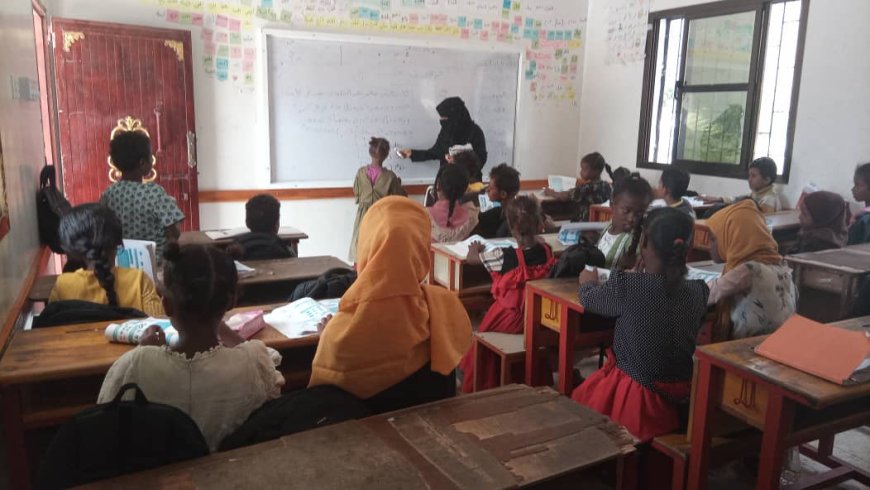 مؤسسة نبض الحياة الخيرية تتفقد مشروع تكامل التعليم التعويضي للاطفال المتسربين والمنقطعين عن التعليم بمدرسة البراء بن مالك بالبريقة