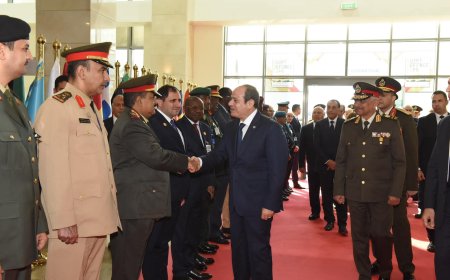 وزير الدفاع يحضر افتتاح المعرض الدولي للصناعات الدفاعية "إيديكس2025" في القاهرة