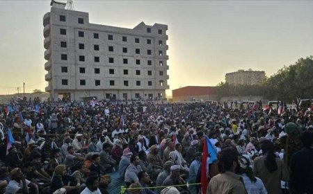 صور أولية لاحتفالات أبناء المهرة بذكرى الاستقلال وانتصار عملية (المستقبل الواعد)!