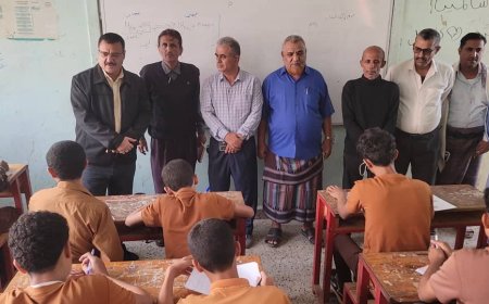 خلال تدشينه إختبارات الفصل الدراسي الأول..  مدير عام المنصورة يؤكد أهمية الإمتحانات في ترسيخ المعلومات لطلبة المدارس